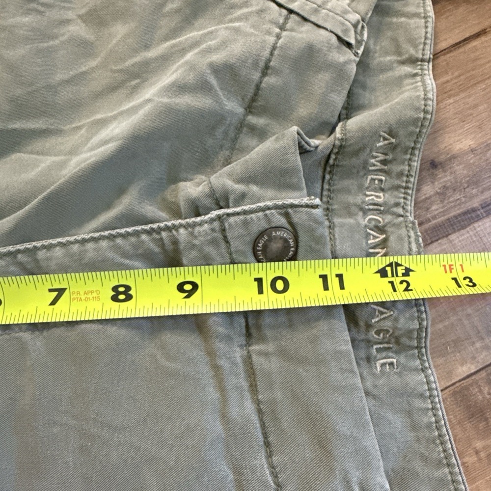 American Eagle Womens 10 Olive Stretch High Rise Baggy Wide Leg Cargo Pants - Picture 4 of 10